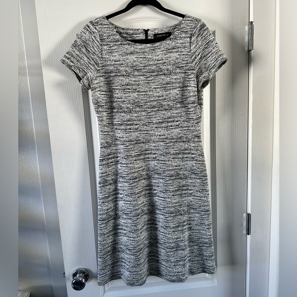 Ivanka Trump Short Sleeve Sweater dress - size 14 - Picture 2 of 5